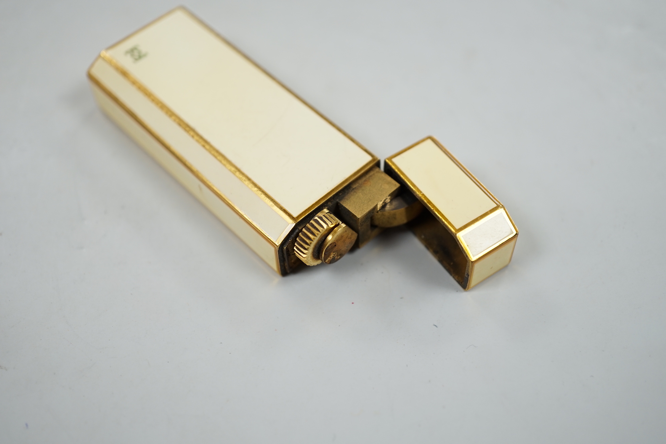 A cased Cartier cigarette lighter